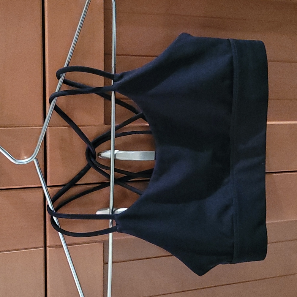 Vie Active Sports Bra - Black